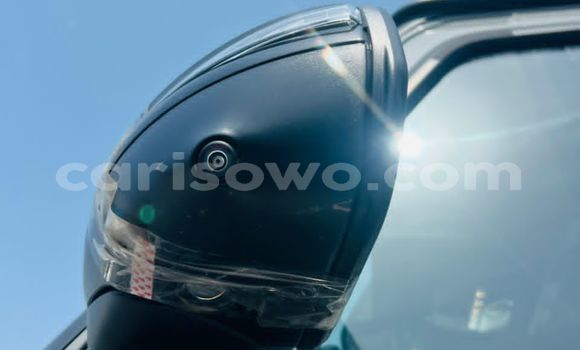 Sayi Na hannu Mercedes-Benz G-klasse AMG Azurfa Mota in Cotonou a Benin Sayi Na hannu Mercedes-Benz G-klasse AMG Azurfa Mota in Cotonou a Benin