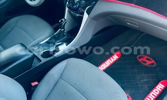 Sayi Na hannu Hyundai Sonata Azurfa Mota in Cotonou a Benin Sayi Na hannu Hyundai Sonata Azurfa Mota in Cotonou a Benin