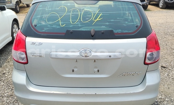 Ra Imported Toyota Matrix Silver Ọkọ̀ in Cotonou ni Benin Ra Imported Toyota Matrix Silver Ọkọ̀ in Cotonou ni Benin