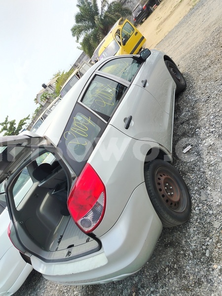 Big with watermark toyota matrix benin cotonou 24546