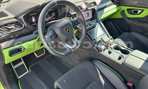 Buy Used Lamborghini Urus Green Car in Comé in Benign Buy Used Lamborghini Urus Green Car in Comé in Benign