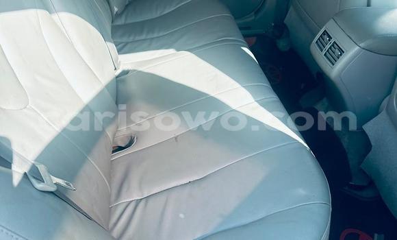 Sayi Na hannu Toyota Camry White Mota in Cotonou a Benin Sayi Na hannu Toyota Camry White Mota in Cotonou a Benin