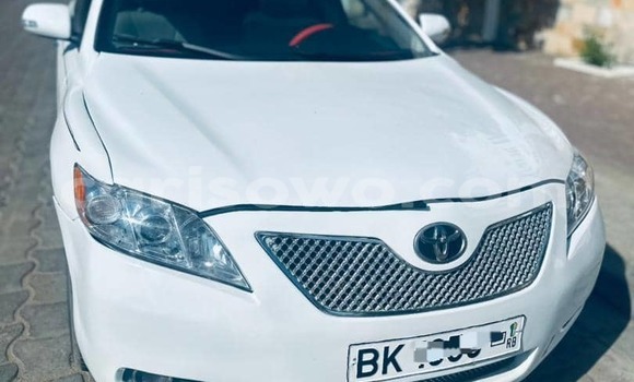 Sayi Na hannu Toyota Camry White Mota in Cotonou a Benin Sayi Na hannu Toyota Camry White Mota in Cotonou a Benin