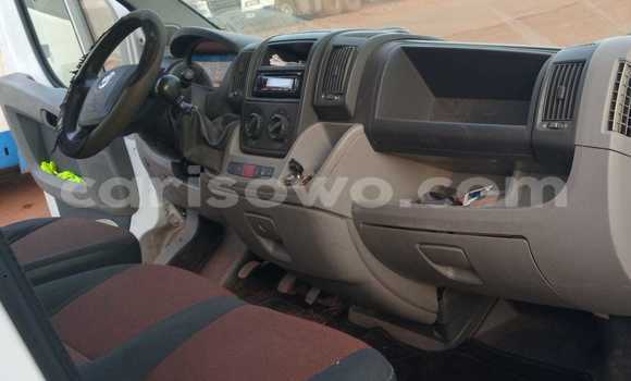 Acheter Import Voiture Fiat Multipla Blanc à Porto Novo, Benin Acheter Import Voiture Fiat Multipla Blanc à Porto Novo, Benin