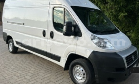 Acheter Import Voiture Fiat Multipla Blanc à Porto Novo, Benin Acheter Import Voiture Fiat Multipla Blanc à Porto Novo, Benin