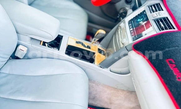 Sayi Na hannu Toyota Camry White Mota in Cotonou a Benin Sayi Na hannu Toyota Camry White Mota in Cotonou a Benin