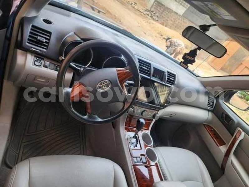 Big with watermark toyota highlander benin cotonou 24590