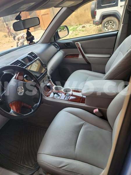 Big with watermark toyota highlander benin cotonou 24590