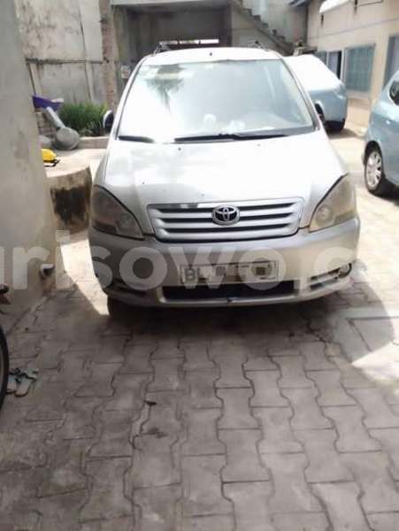 Big with watermark toyota avensis benin cotonou 24597