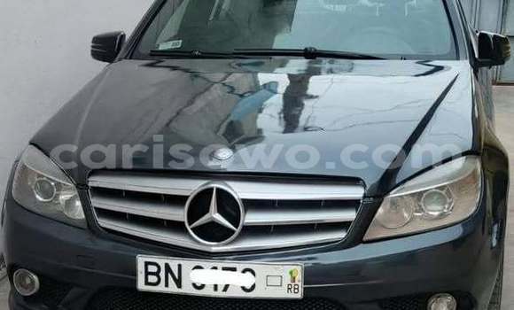 Ra Àlòkù Opel Meriva Miiran Ọkọ̀ in Cotonou ni Benin Ra Àlòkù Opel Meriva Miiran Ọkọ̀ in Cotonou ni Benin