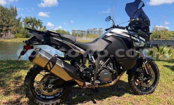 Acheter Occasion Moto KTM ADVENTURE Noir à Abomey Calavi, Benin Acheter Occasion Moto KTM ADVENTURE Noir à Abomey Calavi, Benin