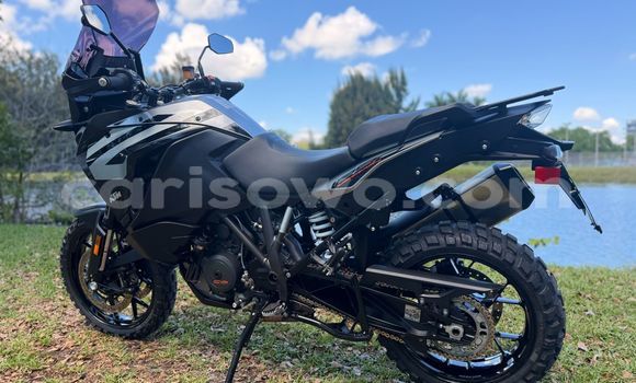 Acheter Occasion Moto KTM ADVENTURE Noir à Abomey Calavi, Benin Acheter Occasion Moto KTM ADVENTURE Noir à Abomey Calavi, Benin