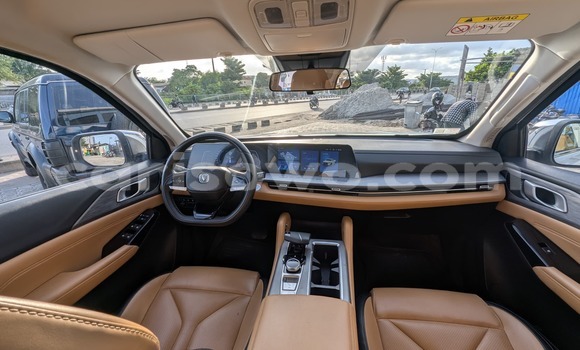 Sayi Na hannu Changan Hunter White Mota in Cotonou a Benin Sayi Na hannu Changan Hunter White Mota in Cotonou a Benin