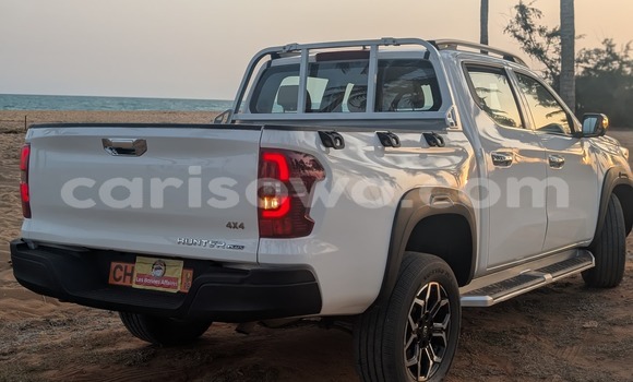 Sayi Na hannu Changan Hunter White Mota in Cotonou a Benin Sayi Na hannu Changan Hunter White Mota in Cotonou a Benin