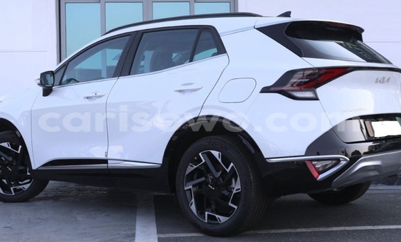 Sayi Na hannu Kia Sportage White Mota in Cotonou a Benin Sayi Na hannu Kia Sportage White Mota in Cotonou a Benin