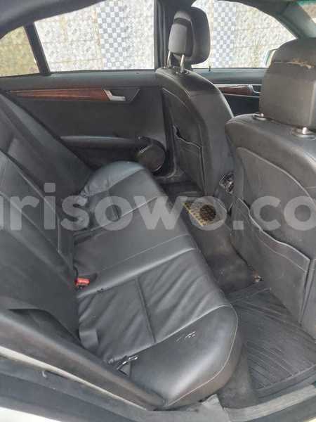 Big with watermark mercedes benz 300cd benin cotonou 24621