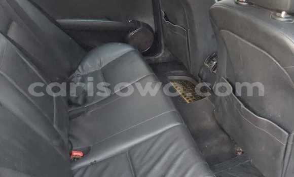 Acheter Occasion Voiture Mercedes-Benz 300CD Blanc à Cotonou, Benin