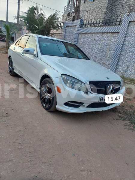 Big with watermark mercedes benz 300cd benin cotonou 24621
