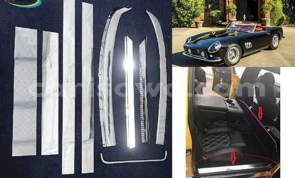 Spyder front glass trims 