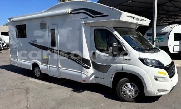 Acheter Occasion Voiture Fiat 900T Blanc à Cotonou, Benin