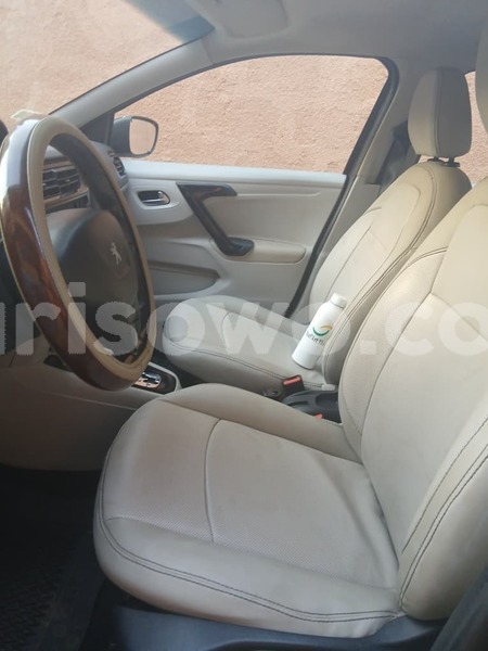 Big with watermark peugeot 301 benin cotonou 24659