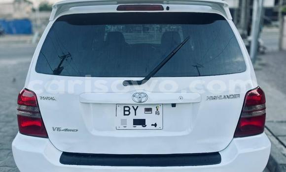 Acheter Occasion Voiture Toyota Highlander Blanc à Cotonou, Benin