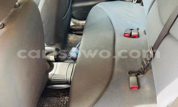 Ra Àlòkù Toyota Yaris Silver Ọkọ̀ in Cotonou ni Benin Ra Àlòkù Toyota Yaris Silver Ọkọ̀ in Cotonou ni Benin