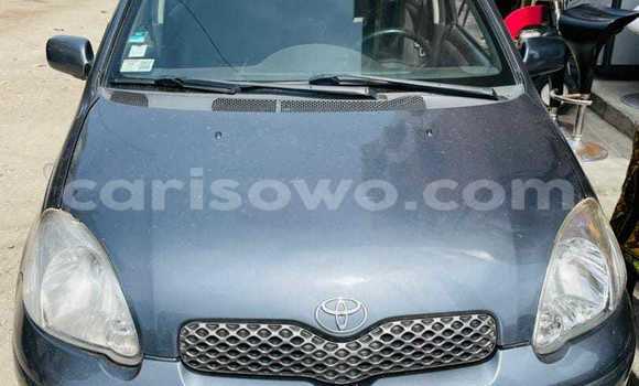 Ra Àlòkù Toyota Yaris Silver Ọkọ̀ in Cotonou ni Benin Ra Àlòkù Toyota Yaris Silver Ọkọ̀ in Cotonou ni Benin