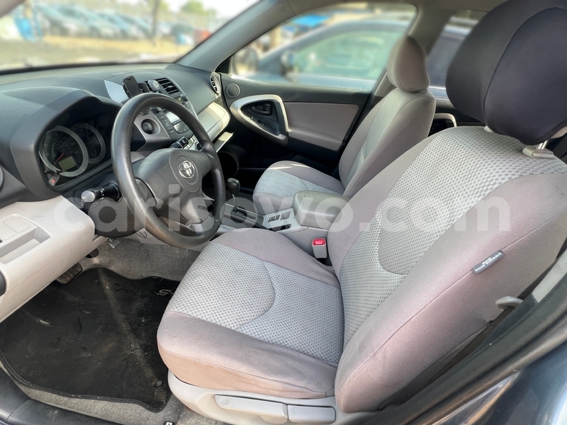 Big with watermark toyota rav4 benin cotonou 24684