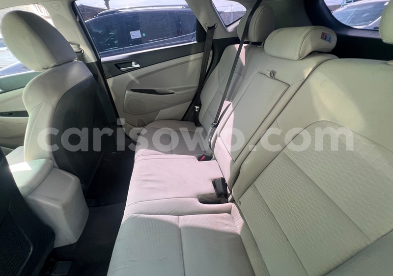 Big with watermark hyundai tucson benin abomey calavi 24686