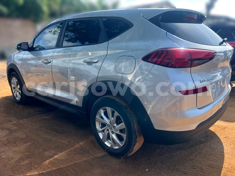 Big with watermark hyundai tucson benin abomey calavi 24686