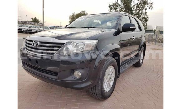 Acheter Import Voiture Toyota Fortuner Autre à Import - Dubai, Benin Acheter Import Voiture Toyota Fortuner Autre à Import - Dubai, Benin
