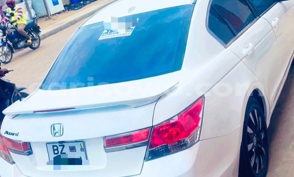 Acheter Occasion Voiture Honda Accord Blanc à Cotonou, Benin Acheter Occasion Voiture Honda Accord Blanc à Cotonou, Benin