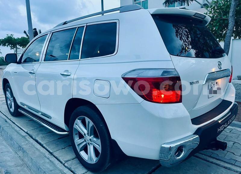 Big with watermark toyota highlander benin cotonou 24696