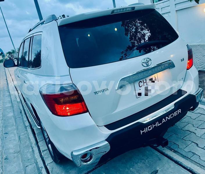 Big with watermark toyota highlander benin cotonou 24696