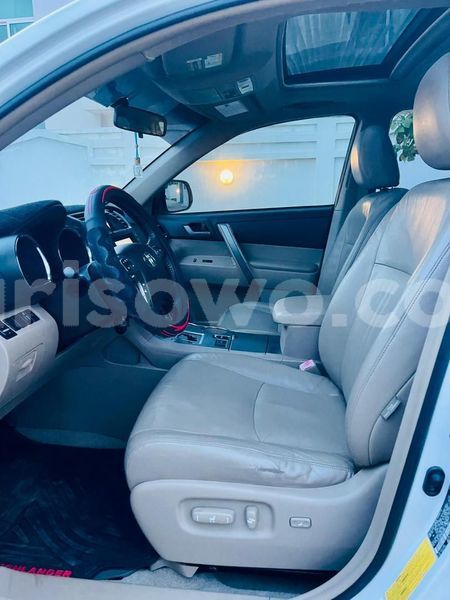Big with watermark toyota highlander benin cotonou 24696