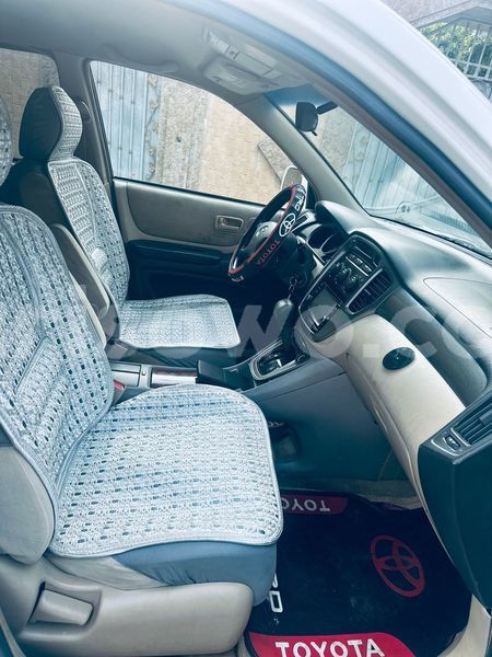 Big with watermark toyota highlander benin cotonou 24703