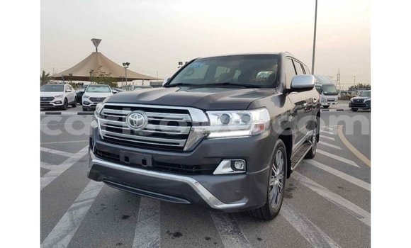 Buy Import Toyota Land Cruiser Other Car in Import - Dubai in Benign Buy Import Toyota Land Cruiser Other Car in Import - Dubai in Benign