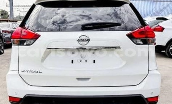 Acheter Occasion Voiture Nissan X–Trail Blanc à Cotonou, Benin Acheter Occasion Voiture Nissan X–Trail Blanc à Cotonou, Benin