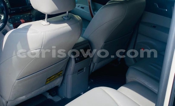 Acheter Import Voiture Toyota Highlander Blanc à Cotonou, Benin Acheter Import Voiture Toyota Highlander Blanc à Cotonou, Benin