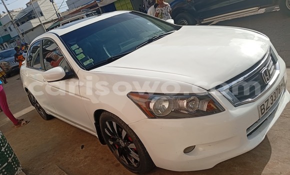 Acheter Occasion Voiture Honda Accord Blanc à Cotonou, Benin Acheter Occasion Voiture Honda Accord Blanc à Cotonou, Benin
