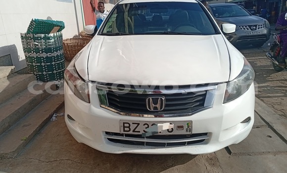 Acheter Occasion Voiture Honda Accord Blanc à Cotonou, Benin Acheter Occasion Voiture Honda Accord Blanc à Cotonou, Benin
