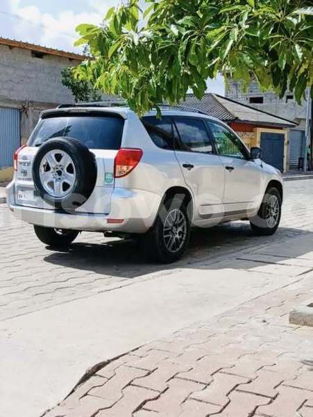 Big with watermark toyota rav4 benin cotonou 24744