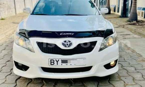 Ra Àlòkù Toyota Camry Miiran Ọkọ̀ in Cotonou ni Benin Ra Àlòkù Toyota Camry Miiran Ọkọ̀ in Cotonou ni Benin