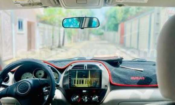 Ra Àlòkù Toyota RAV4 Miiran Ọkọ̀ in Cotonou ni Benin Ra Àlòkù Toyota RAV4 Miiran Ọkọ̀ in Cotonou ni Benin