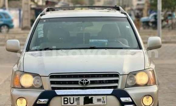 Ra Àlòkù Toyota Highlander Miiran Ọkọ̀ in Abomey Calavi ni Benin Ra Àlòkù Toyota Highlander Miiran Ọkọ̀ in Abomey Calavi ni Benin