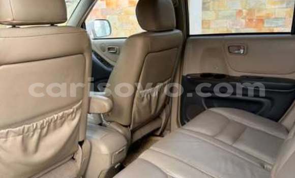 Ra Àlòkù Toyota Highlander Miiran Ọkọ̀ in Abomey Calavi ni Benin Ra Àlòkù Toyota Highlander Miiran Ọkọ̀ in Abomey Calavi ni Benin