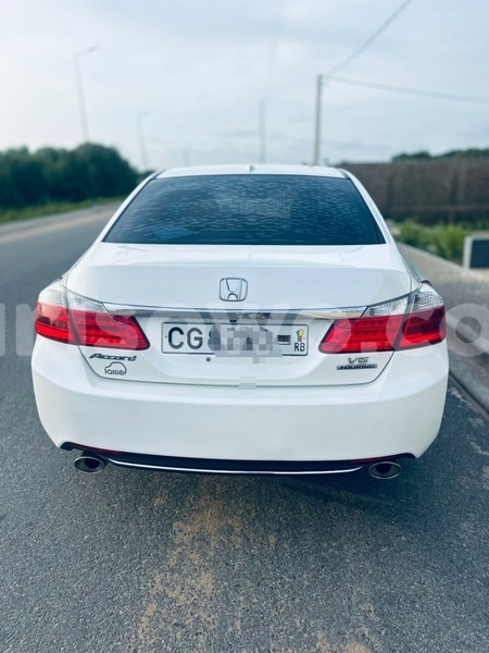 Big with watermark honda accord benin cotonou 24758