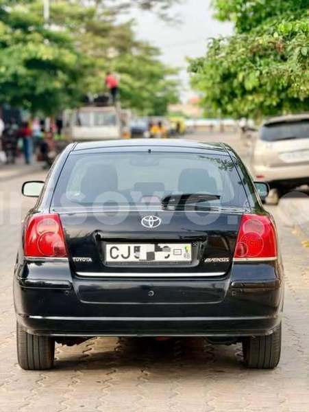 Big with watermark toyota avensis verso benin cotonou 24759