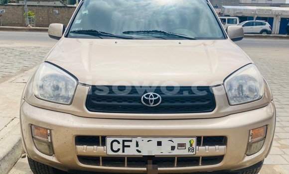 Acheter Occasion Voiture Toyota RAV4 Beige à Cotonou, Benin Acheter Occasion Voiture Toyota RAV4 Beige à Cotonou, Benin